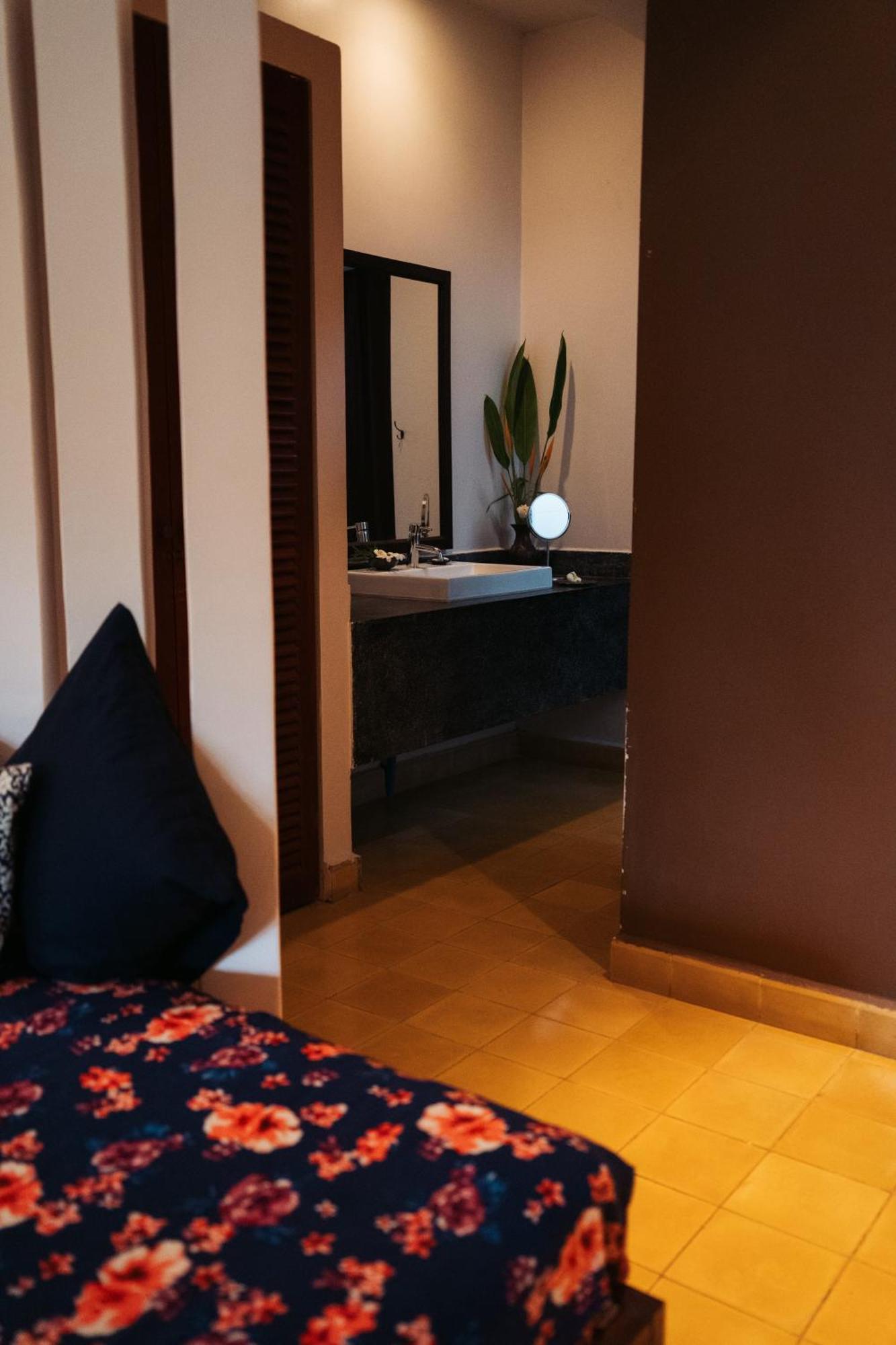 Battambang Resort Экстерьер фото