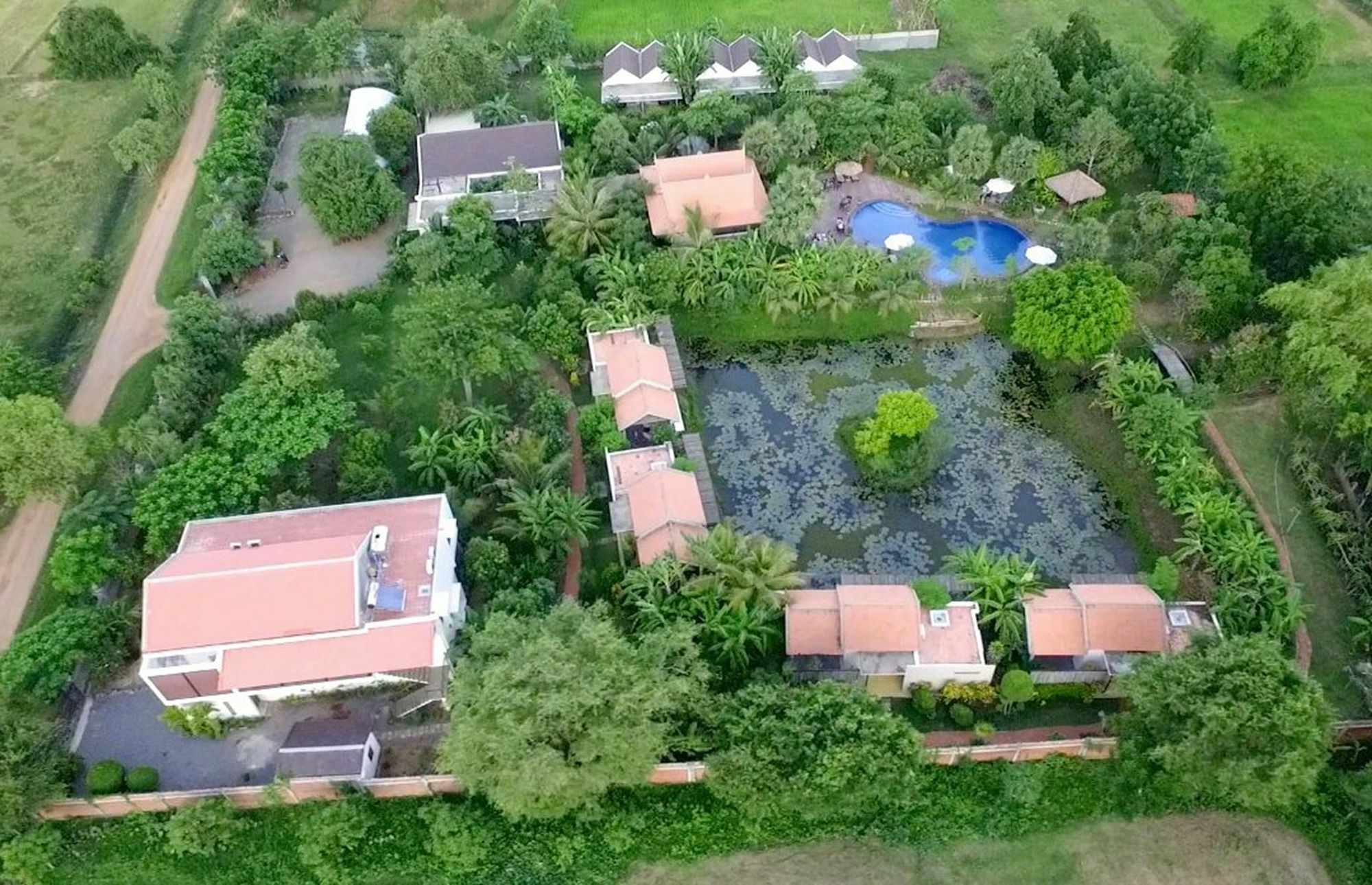 Battambang Resort Экстерьер фото